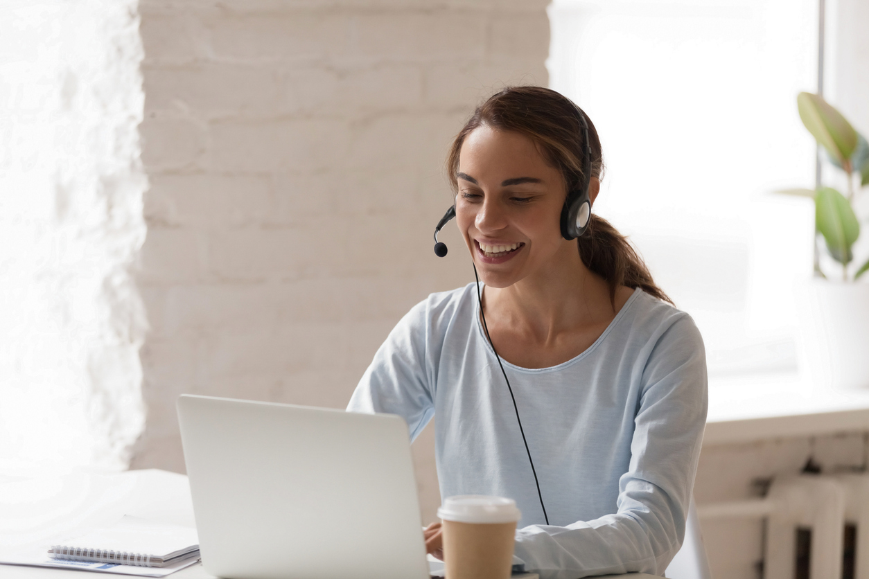 Barreiras Linguísticas: interpretação por telefone como solução em tempos de pandemia