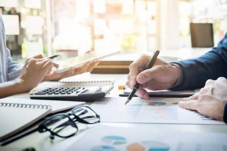 Por que razão a tradução financeira é importante